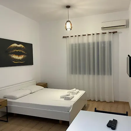 Hercules House 3* Sarandë