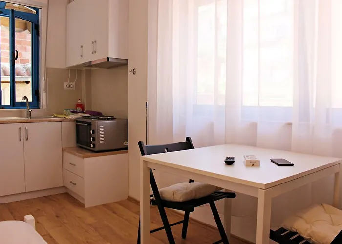 Hercules House 3* Sarandë